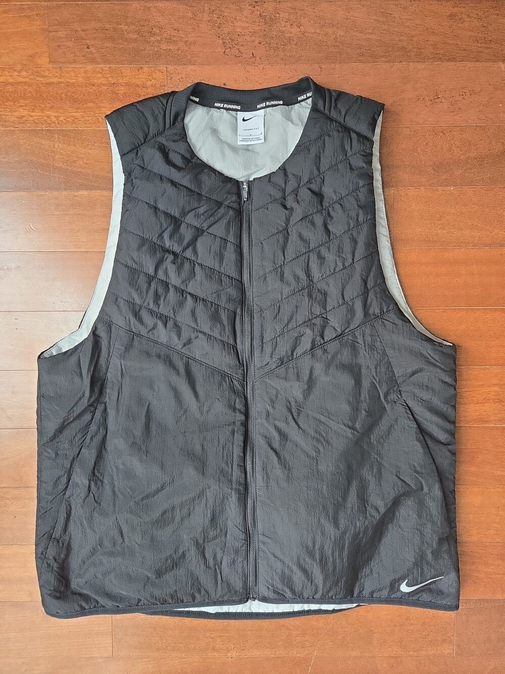 Nike AeroLayer Running Vest Men's L Black Quilted Insulated Lightweight